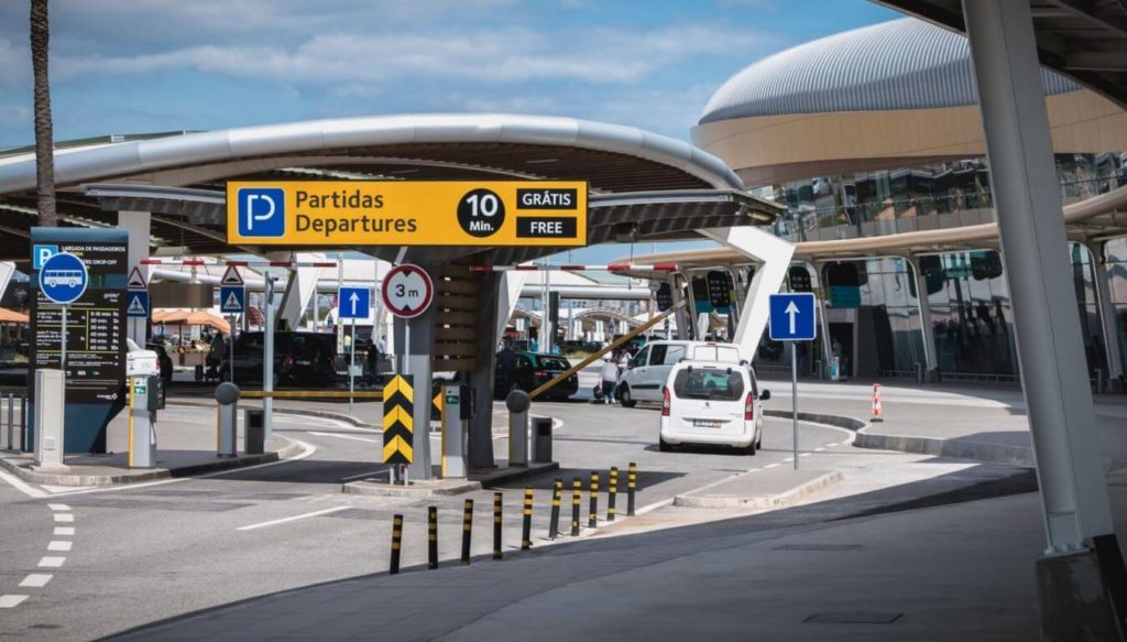 Park 4 Faro International Airport www.algarvetips.com